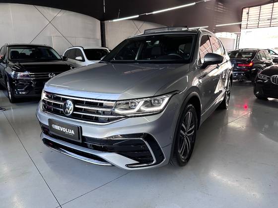 VOLKSWAGEN TIGUAN 2.0 300 TSI GASOLINA ALLSPACE R-LINE AUTOMÁTICO